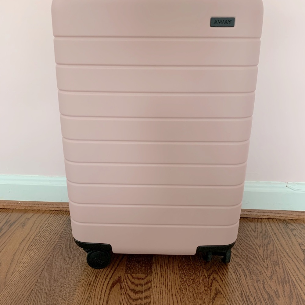 AWAY The Carry-On luggage